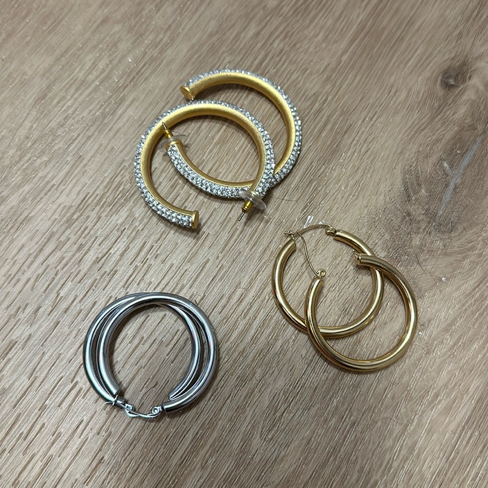 Bundle of Claire’s hoop earrings